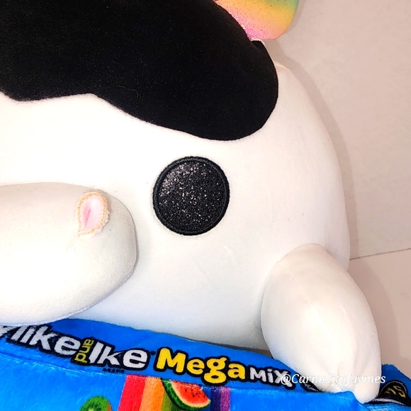 DAISY 🐄 Mike & Ikes Rainbow Glitter Ear Cow Snackles Plush by Zuru Toys ☆》NWT《☆ - Picture 5 of 9